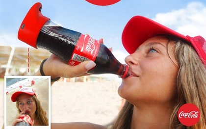 Tín đồ selfie sẽ lại chết mê với trào lưu "tự sướng" cùng chai Coca-Cola này