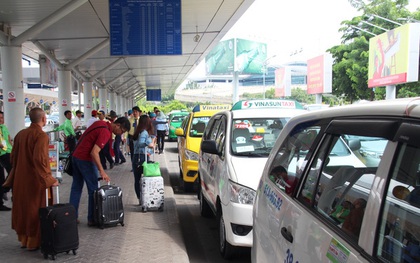 Tăng xe buýt vào sân bay Tân Sơn Nhất để giảm ùn tắc