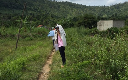 Bé gái 8 tuổi bị cha xâm hại: "Sao cô tiên không thấy con bị đày đọa?"