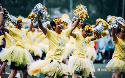 Con gái đá bóng, con trai nhảy cổ động - teen Chu Văn An đã có một Ngày hội thể thao siêu nhiệt!