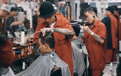 Khám phá tiệm cắt tóc "chất chơi" nhất Sài Gòn của những chàng barber xăm trổ đầy mình