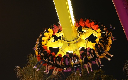 Tới Asia Park Đà Nẵng chơi Singapore Sling: Top 10 trò chơi cảm giác mạnh nhất thế giới