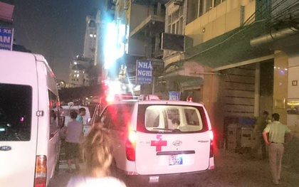 Hà Nội: Nổ lớn ở khách sạn, 1 người bị bỏng nặng