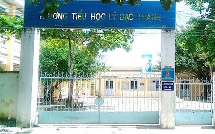 Học sinh cấp hai bị trả về lớp 1 vì không đọc được tên mình