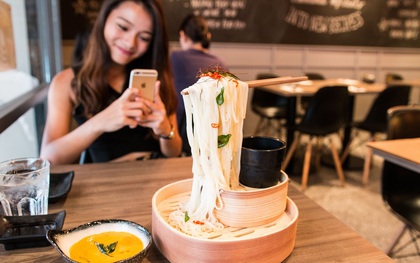 Vạch trần bí mật mỳ bay: Giờ thì ai cũng có thể tự làm tại nhà bằng cách đơn giản này