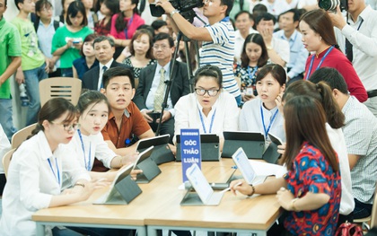 ĐH Y Dược Thái Nguyên lần đầu được trang bị màn hình cảm ứng và máy tính bảng cho SV