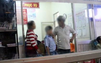 Nghi án "ngáo đá" vào trường tiểu học đòi bắt học sinh