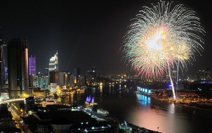 Bắn pháo hoa mừng lễ 30-4, cấm xe máy qua hầm sông Sài Gòn