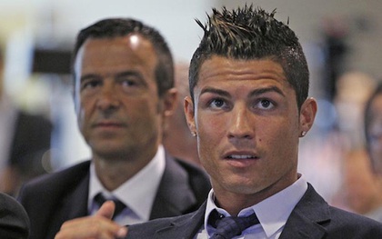 PSG "đặt gạch" Ronaldo qua siêu cò Jorge Mendes