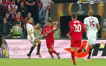 Liverpool mất trắng 3 quả phạt đền trong trận chung kết Europa League
