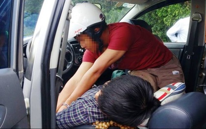 Dùng dao uy hiếp, cướp taxi giữa trung tâm Sài Gòn