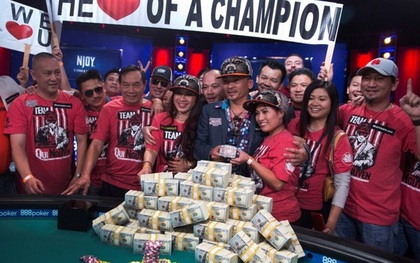 Tay chơi Poker người Mỹ gốc Việt thắng giải thế giới 176 tỷ