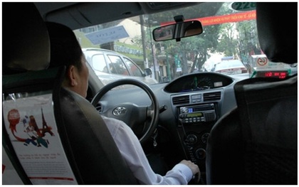 Người chồng lái taxi tuyệt nhất của năm: "Tại sao phải cáu với vợ chỉ vì vợ gọi điện hỏi han và chờ cơm?"