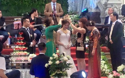Đám cưới khủng tại Nam Định: Mẹ chồng tặng con dâu vương miện 100 cây vàng