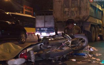 Hà Nội: Tông vào đuôi xe tải, nam sinh viên tử vong tại chỗ