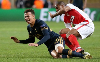 Tottenham bị loại khỏi Champions League sau trận thua đau trên đất Pháp