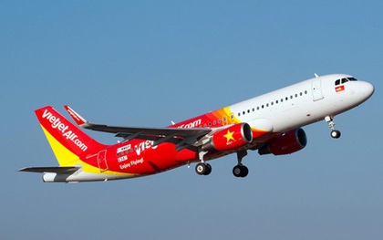 Hành khách Vietjet có số vé nhưng lên máy bay vẫn phải xin... ngồi nhờ vì không có chỗ
