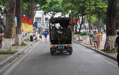 Xe chở rác, xe tuần tra biển xanh có được đi vào phố đi bộ Hà Nội không?