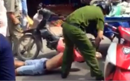 Người bán hàng rong ở Sài Gòn từng bị công an quật ngã lại tiếp tục bị bắt giữ