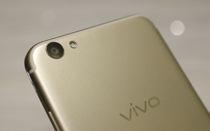 Đánh giá Vivo V5s: Thiết kế đẹp, cấu hình ổn, camera selfie 20 MP ấn tượng