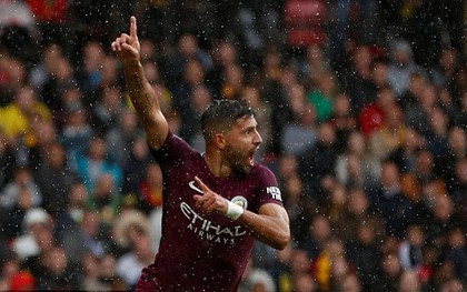Aguero lập hat-trick, Man City cướp ngôi số 1 của Man Utd