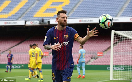 Messi lập cú đúp trong 7 phút, Barca xây chắc ngôi đầu