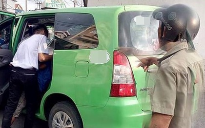 Tiểu bậy vào xe taxi, người đàn ông bị 2 tài xế đánh nhập viện ở Sài Gòn