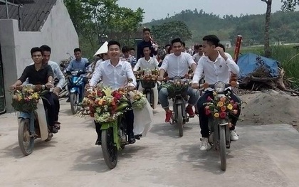 Xôn xao đám cưới rước dâu bằng xe Cub độc đáo ở Nghệ An