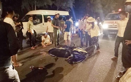 Đà Nẵng: Hai xe máy va chạm kinh hoàng trong đêm, 3 người bị thương nặng