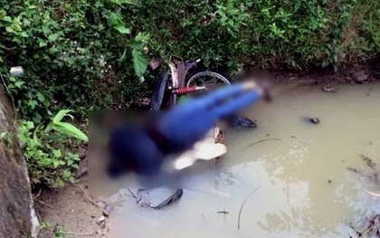 Nghệ An: Phát hiện người đàn ông tử vong dưới cống, thi thể đè lên chiếc xe máy