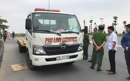 Hà Nội: Xe cứu hộ mất lái đâm 3 người phụ nữ đi bộ thương vong