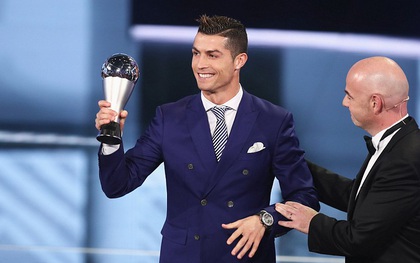 Ronaldo đoạt giải Cầu thủ hay nhất năm 2016 của FIFA