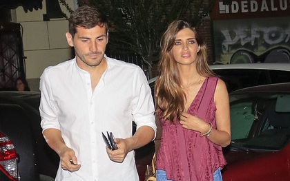 "Thánh" Iker Casillas đi ăn tối với vợ xinh giữa tin đồn ký hợp đồng với Liverpool