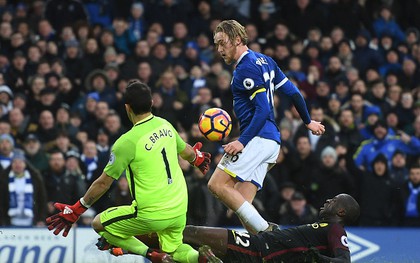 Tuyệt phẩm bắn hạ Man City lọt tốp bàn thắng đẹp nhất vòng 21