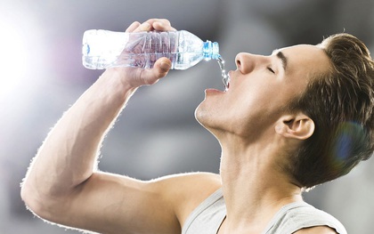 Uống nước rồi mà vẫn thấy khát, có thể bạn đã mắc phải 1 trong 5 bệnh nguy hiểm sau