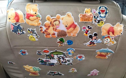 Chiếc xe Uber dán chi chít sticker hoạt hình khiến mọi người mê tít