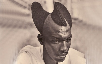 Với người Rwandan, mốt tóc "vầng trăng khuyết" là một nét văn hóa thời trang độc đáo
