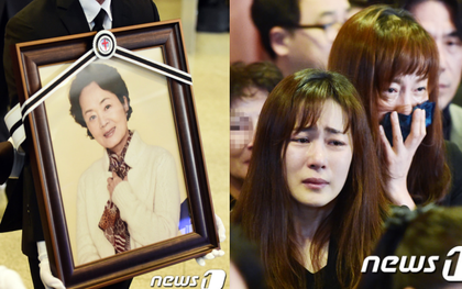 Các nghệ sĩ Hàn đẫm lệ tiễn đưa diễn viên gạo cội Kim Young Ae tại tang lễ