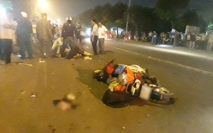 3 xe máy tông nhau, nam thanh niên 19 tuổi ngã đập đầu xuống đường tử vong