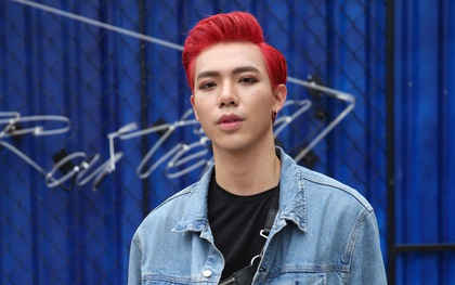 Erik: "Tôi từng khóc rất nhiều khi bị nói là không thể hát live nên rất hiểu hoàn cảnh của Chi Pu"