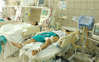Khởi tố vụ án khiến 12 sinh viên nhập viện vì ngộ độc rượu sau cuộc nhậu từ trưa đến đêm ngày 8/3