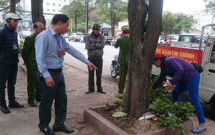 Thêm 2 người bị phạt 4 triệu đồng vì tiểu bậy ngoài đường phố Hà Nội