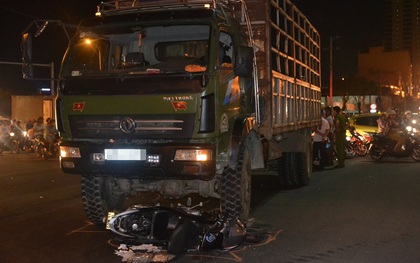 Xe tải tông xe máy ở Đà Nẵng: Nguyên phó hiệu trưởng tử vong, cậu bé 10 tuổi nguy kịch