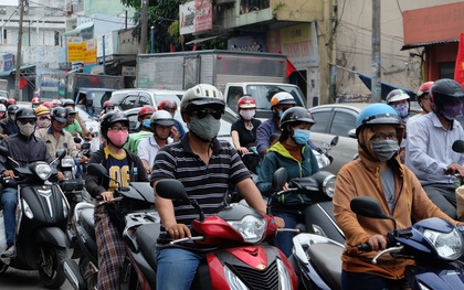 Ngày đầu nghỉ lễ, cửa ngõ phía Đông Sài Gòn ùn tắc từ sáng đến chiều