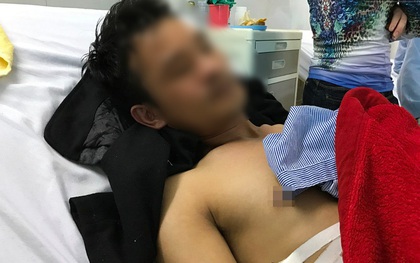 Người bị đâm sau khi đưa cô gái vào viện: "Chưa hỏi đầu đuôi họ đã rút dao đâm vì tưởng tôi gây tai nạn"