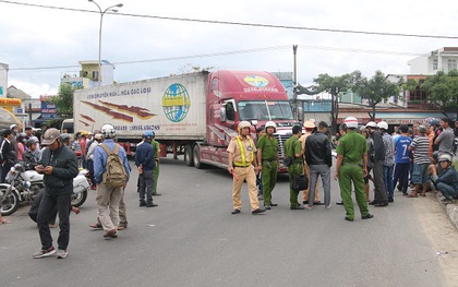 Đi học thêm về, nữ sinh lớp 8 ở Đà Nẵng chết thảm dưới gầm xe container