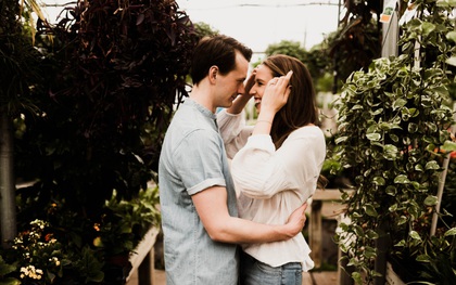 7 kiểu ôm thông thường tiết lộ những gì về mối quan hệ của bạn?