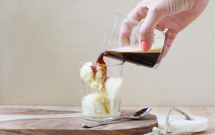 Xem cách "người ta" ăn kem, bạn sẽ được mở mang tầm nhìn