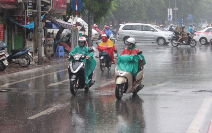 Sắp đón không khí lạnh, Hà Nội có mưa rào và giông