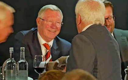 Man Utd sa thải bạn thân của Sir Alex vì quấy rối đồng nghiệp nữ